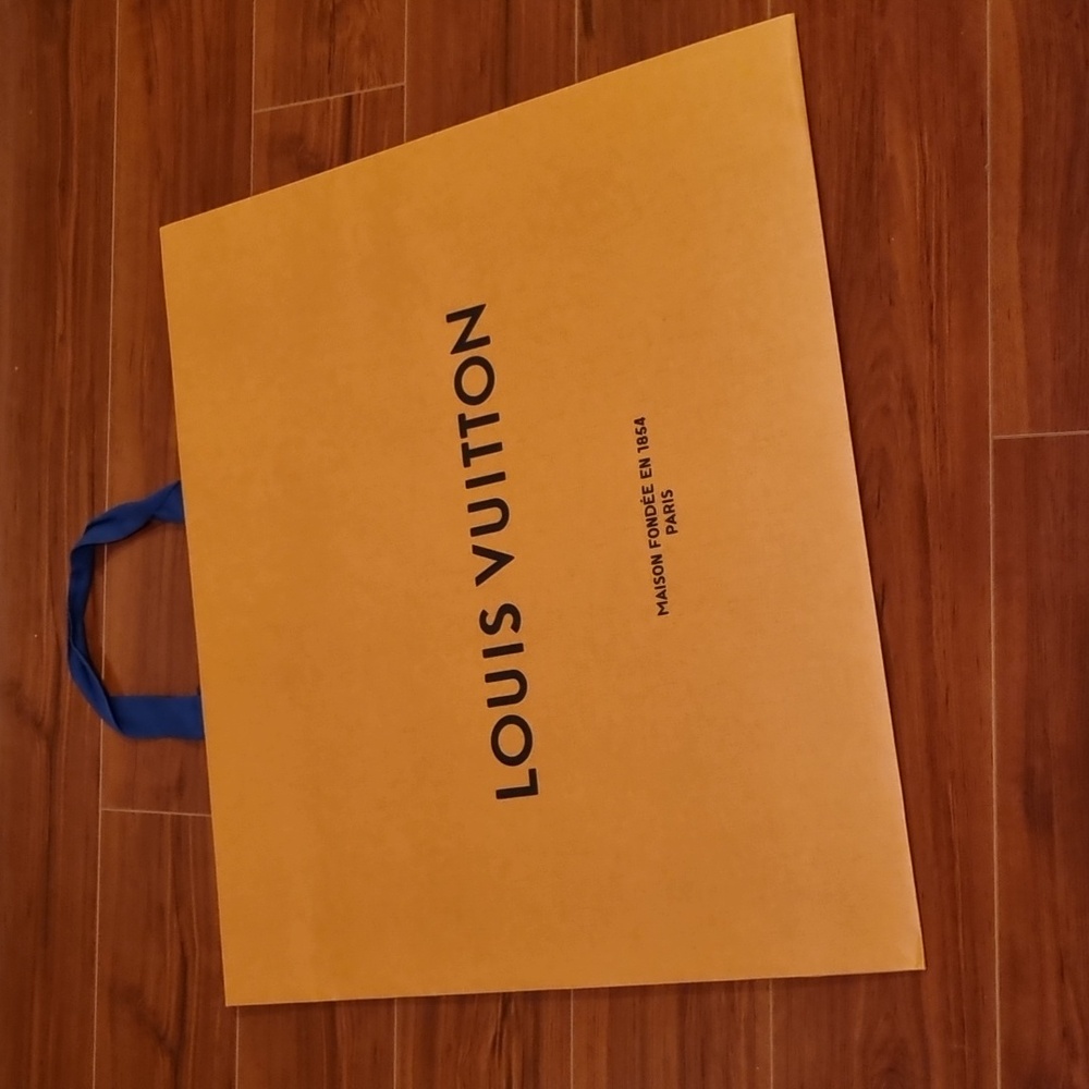 LOUIS VUITTON Gift Bag